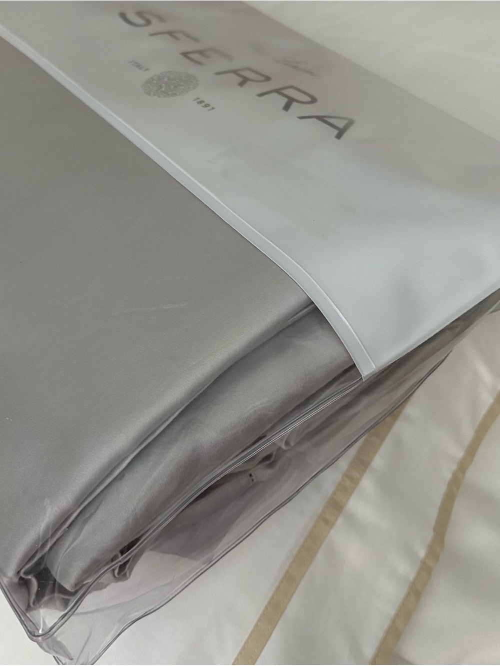 New SFERRA GIZA 45 1840 TC SATEEN Cotton Queen duvet Cover $2499 Retail TIN - Picture 6 of 10